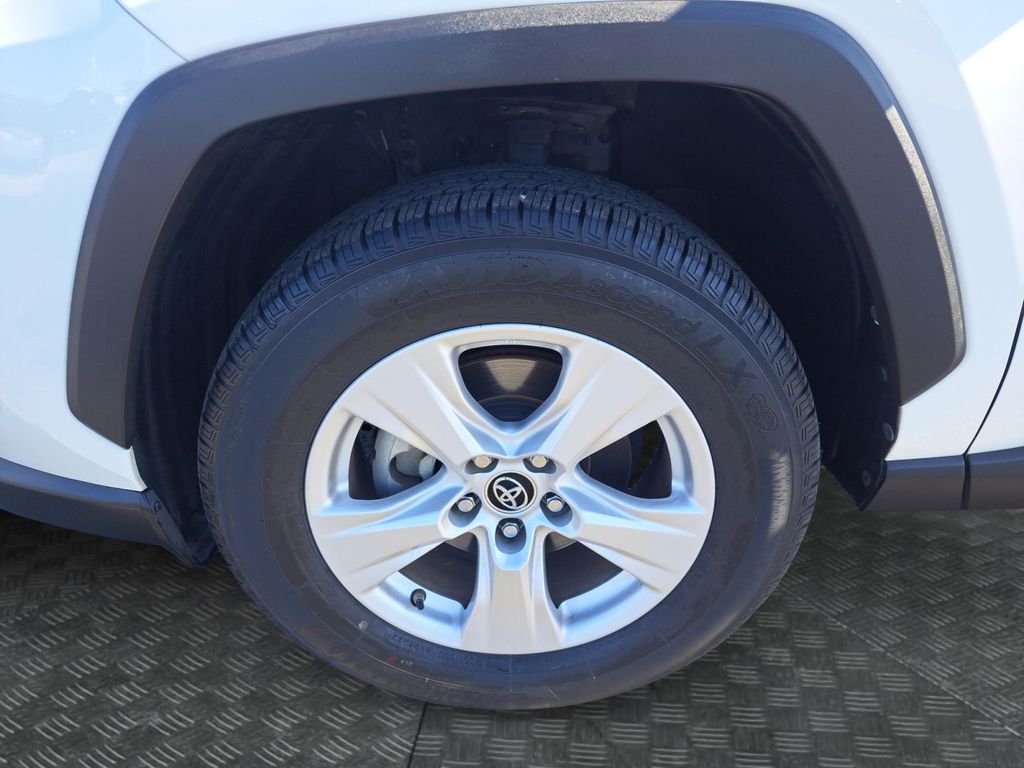 Used Car 2019 Toyota Rav4  Xle For Sale Under $25,000 In Austin, Texas