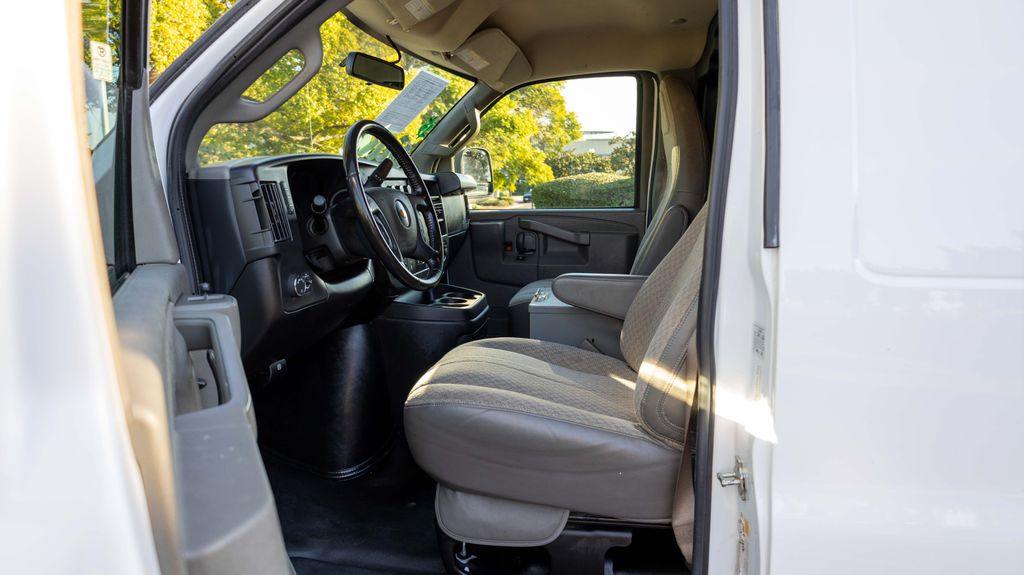 Used 2023 Chevrolet Express 2500 Work Van 3D Cargo Van