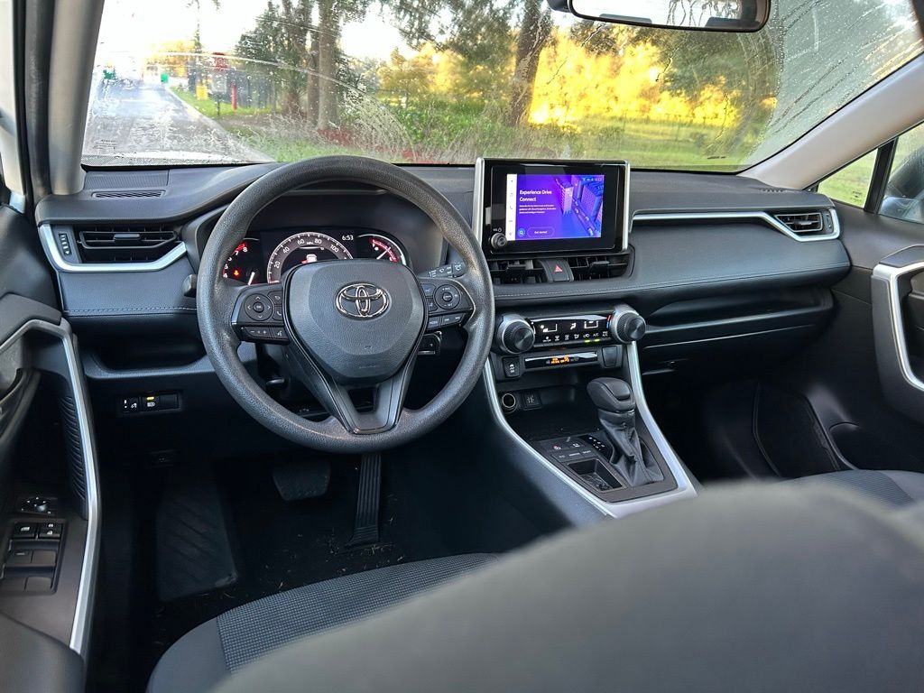 Thumbnail: 2023 Toyota RAV4 - 12