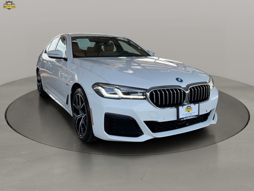 Alpine White 2023 BMW 5 Series 530e Hybrid Plug-in RWD Sedan Rear-Wheel Drive 8-Speed Automatic