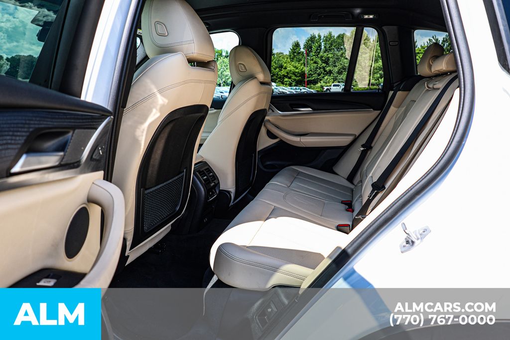 Used 2023 White BMW sDrive30i image 19