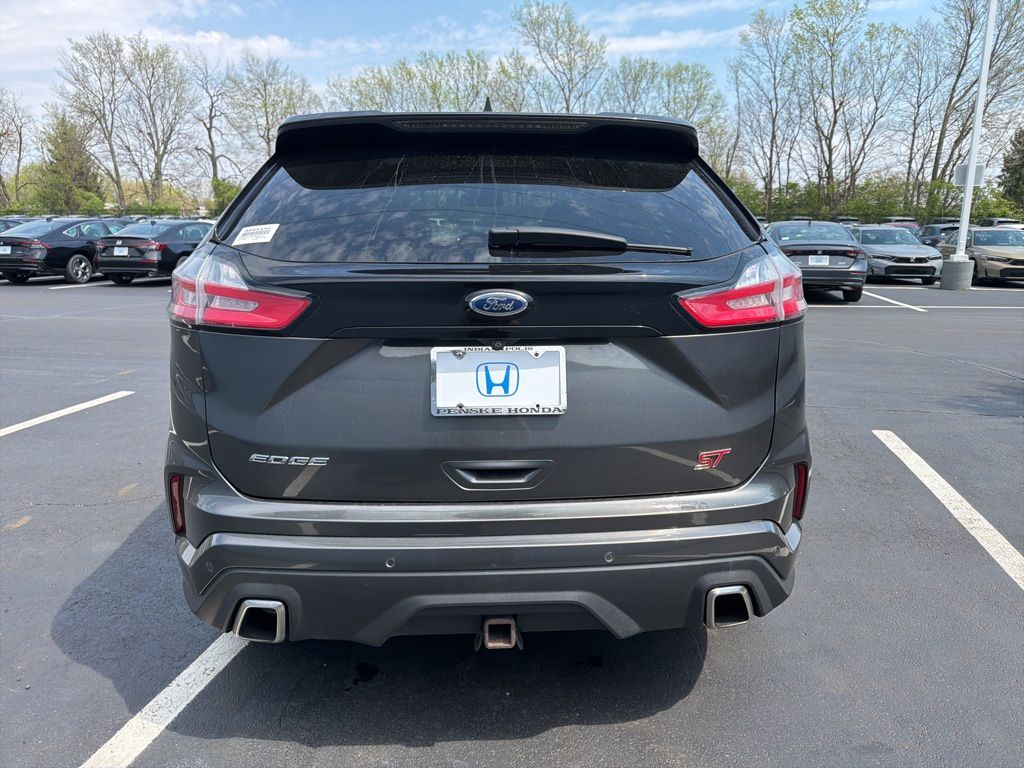 Thumbnail: 2019 Ford Edge - 4