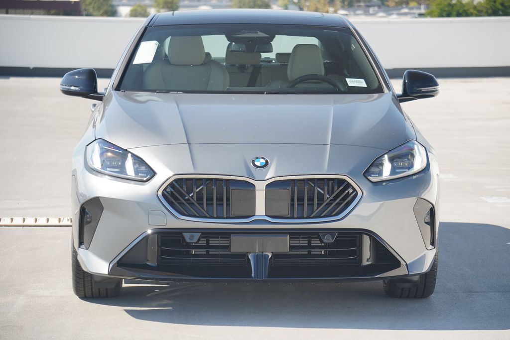 Thumbnail: 2026 BMW 2 Series - 2