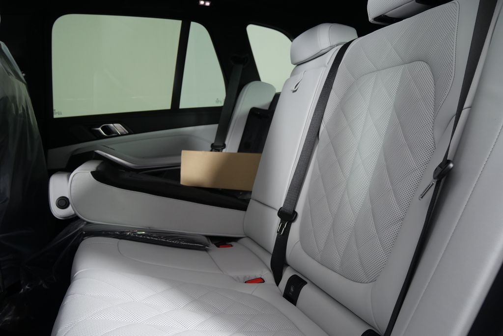 2025 BMW X5 xDrive40i 15