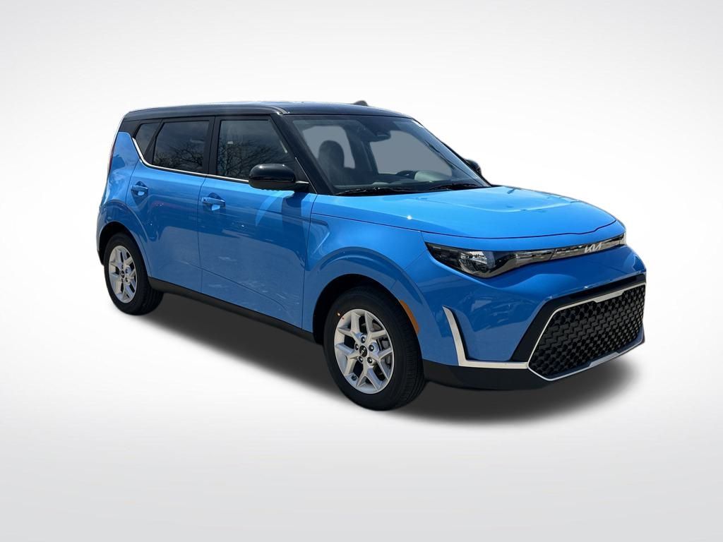 2025 Kia Soul S photo