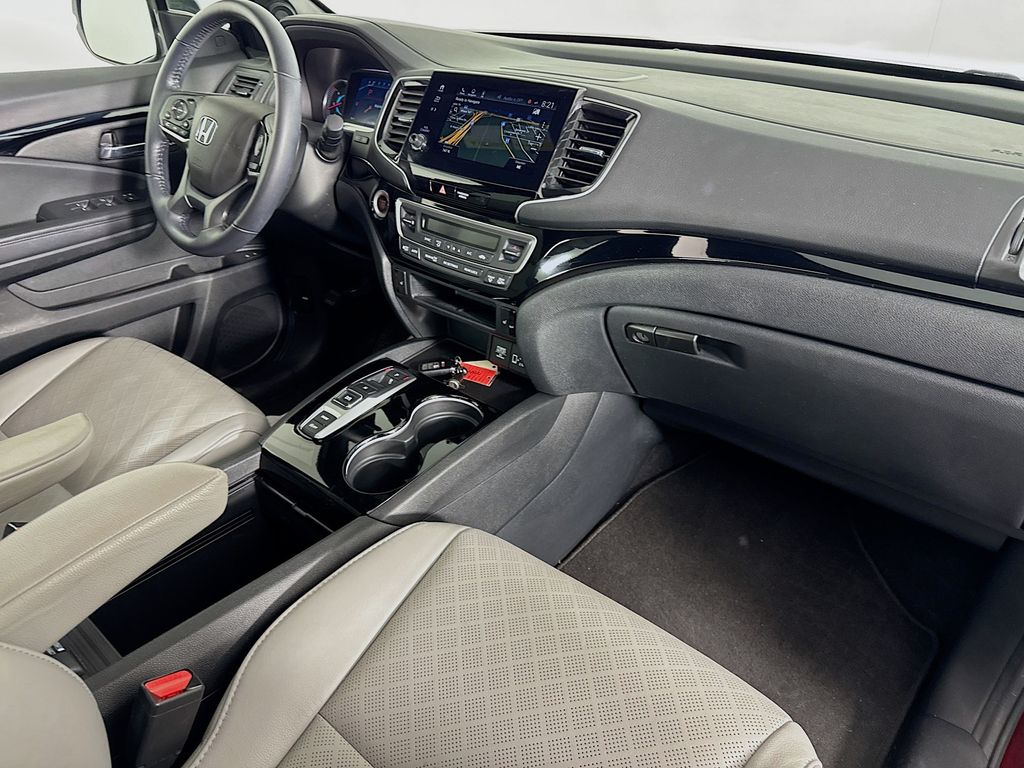 Used Car 2021 Honda Passport  Touring For Sale Under $30,000 In Austin, Texas