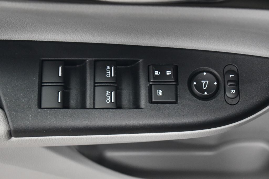 Thumbnail: 2015 Honda Accord - 16
