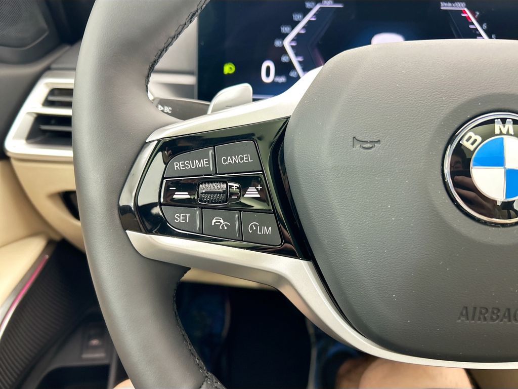 Thumbnail: 2025 BMW 3 Series - 11