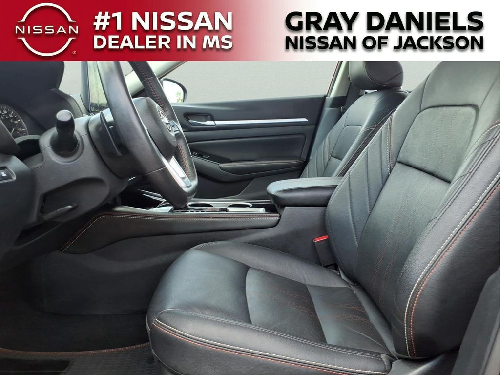 Used 2024 Nissan Altima Sedan