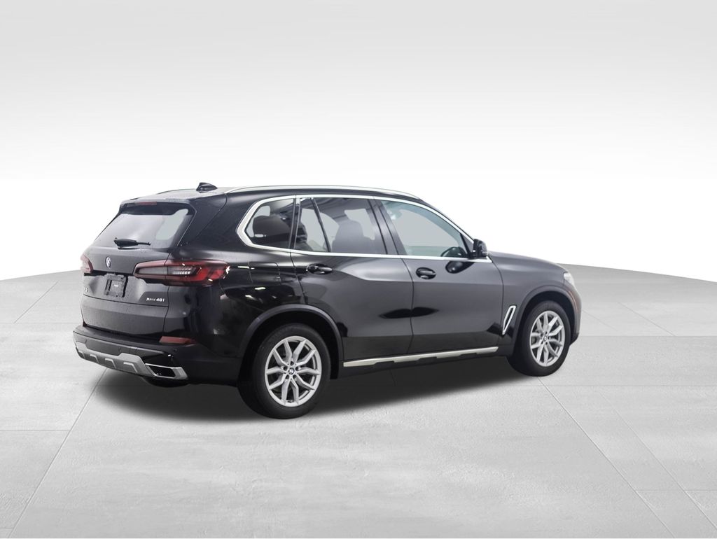 2022 BMW X5 xDrive40i 5