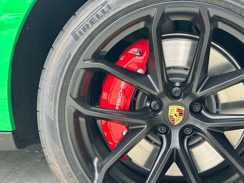 Thumbnail: 2026 Porsche Macan - 16