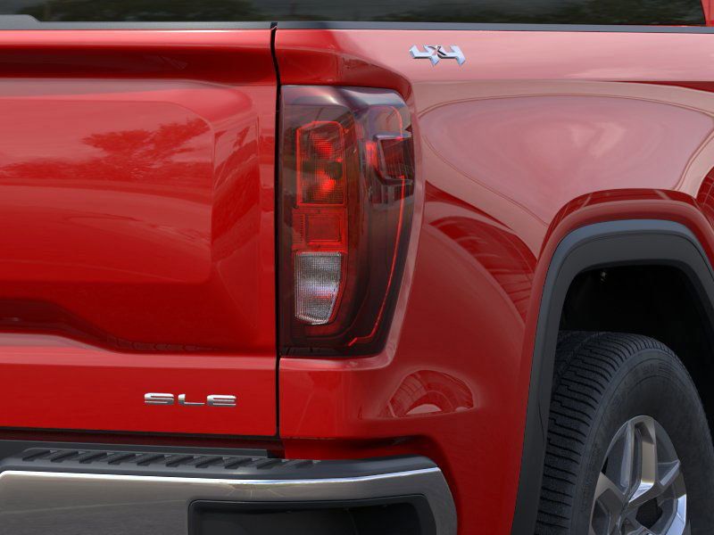 2025 GMC Sierra 1500 SLE 11