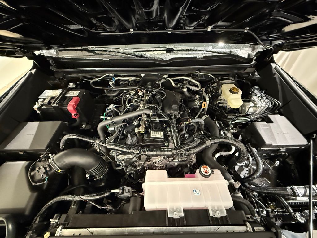 Thumbnail: 2025 Toyota Tacoma - 10