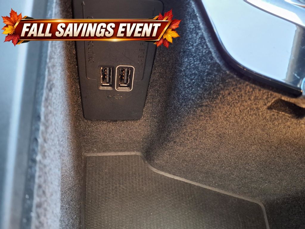 2021 Volvo XC60 T5 Inscription White at DeMontrond Auto Country