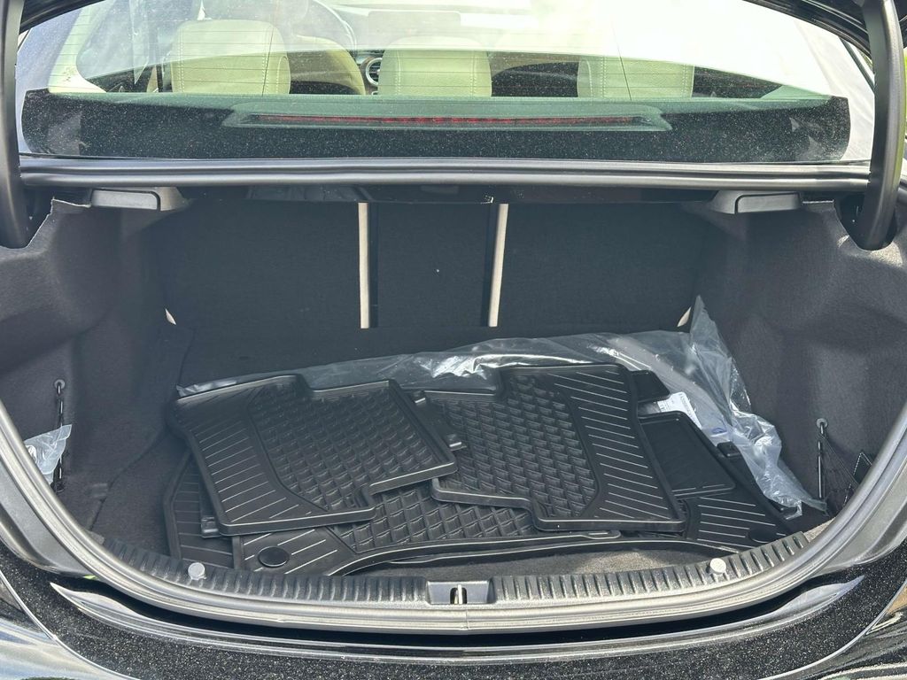 2021 Mercedes-Benz C-Class C 300 21