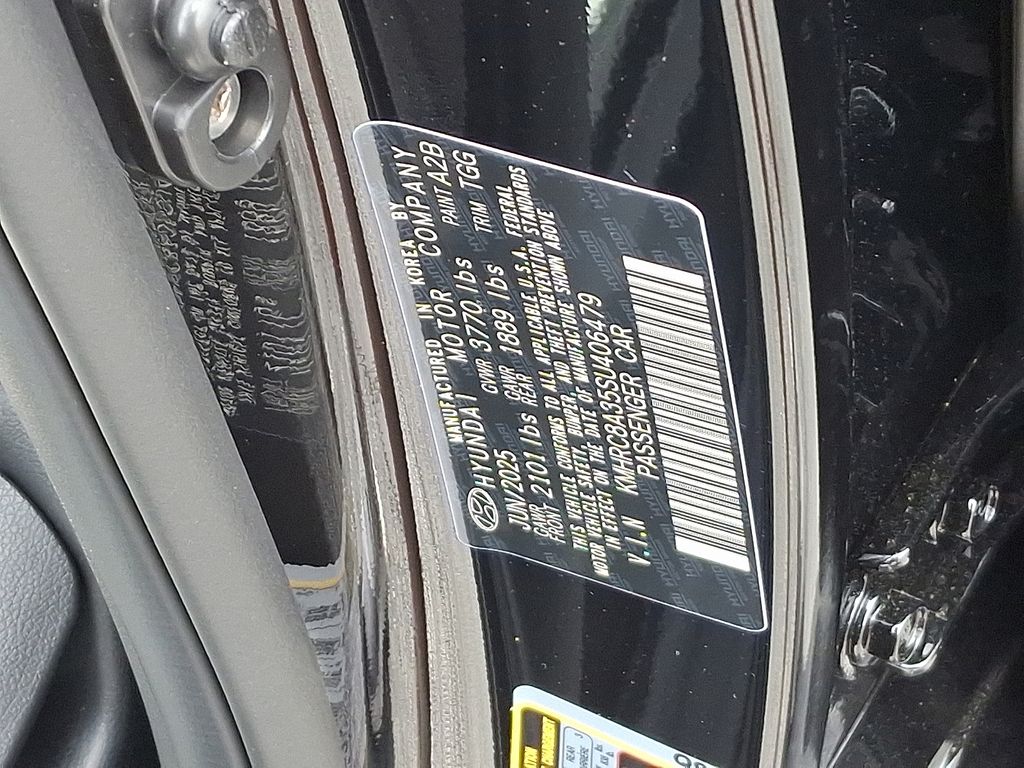 Thumbnail: 2025 Hyundai Venue - 10