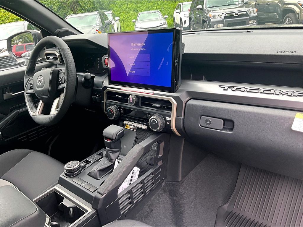 2026 Toyota Tacoma Hybrid — photo 10