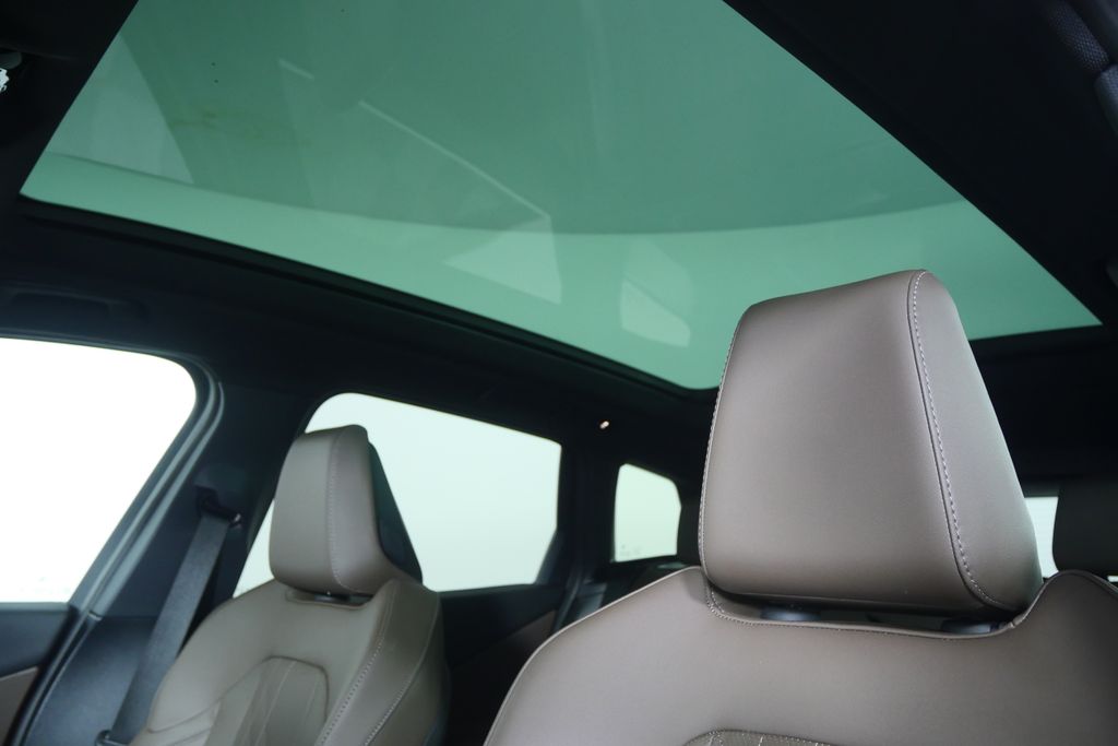 Thumbnail: 2025 BMW X3 - 12