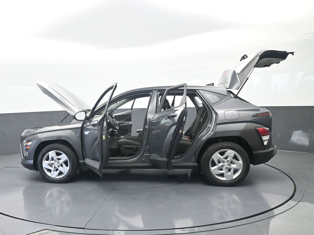 Used 2024 Ecotronic Gray Pearl Hyundai SE image 75