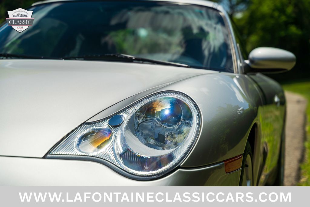 2002 Porsche 911 Carrera 39
