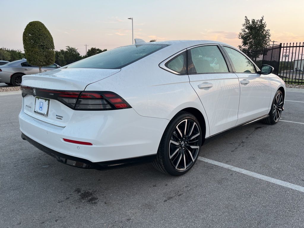 Thumbnail: 2025 Honda Accord - 3