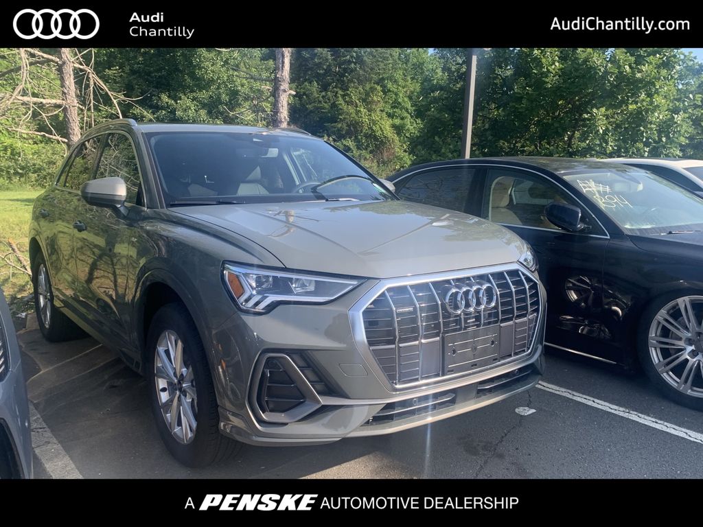 Thumbnail: 2025 Audi Q3 - 1