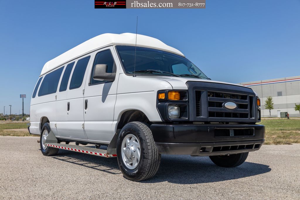 2014 Ford E-Series E-250 Extended Cargo Van