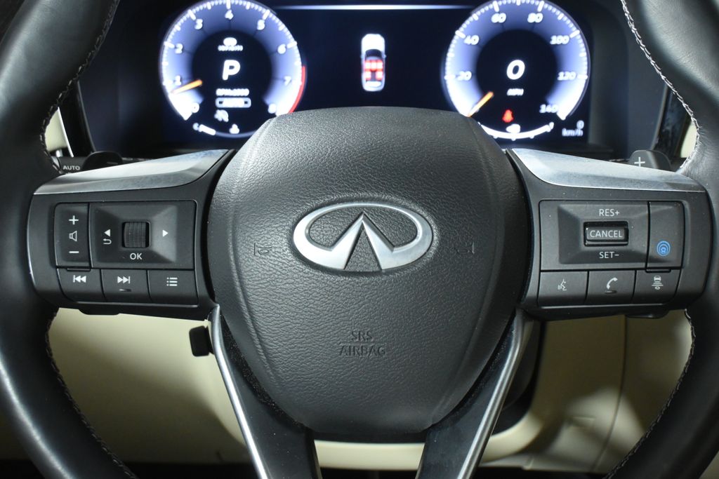 Thumbnail: 2023 INFINITI QX60 - 17
