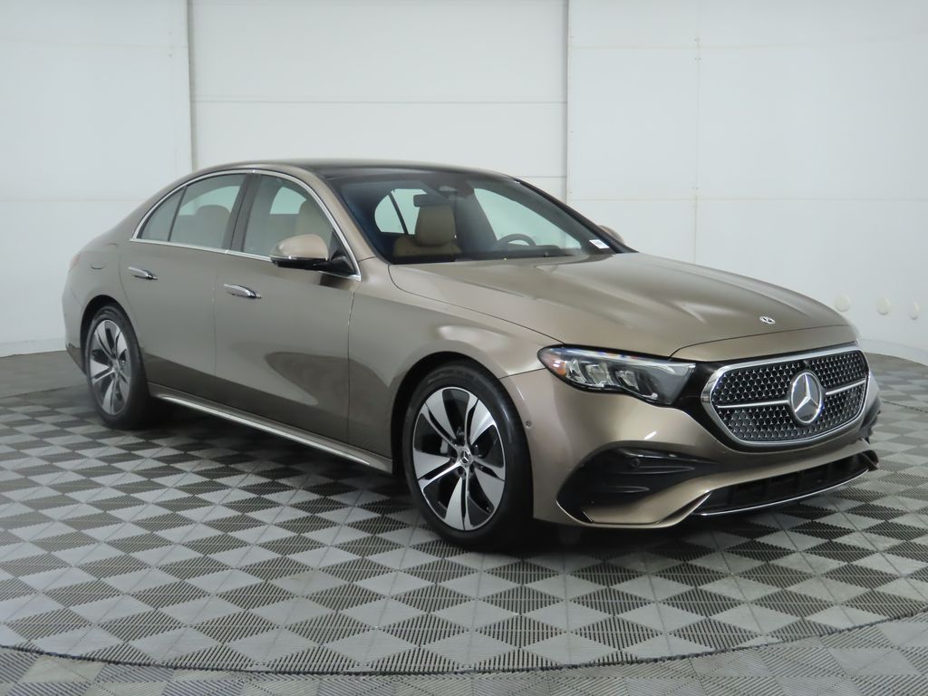 Thumbnail: 2026 Mercedes-Benz E-Class - 3