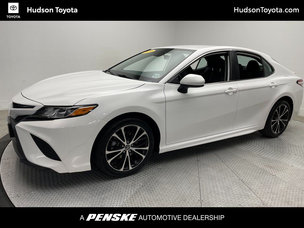 2020 Toyota Camry SE -
                Jersey City, NJ