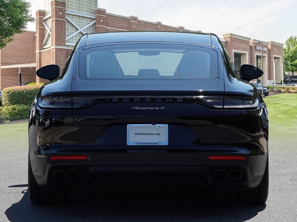 Thumbnail: 2023 Porsche Panamera - 5