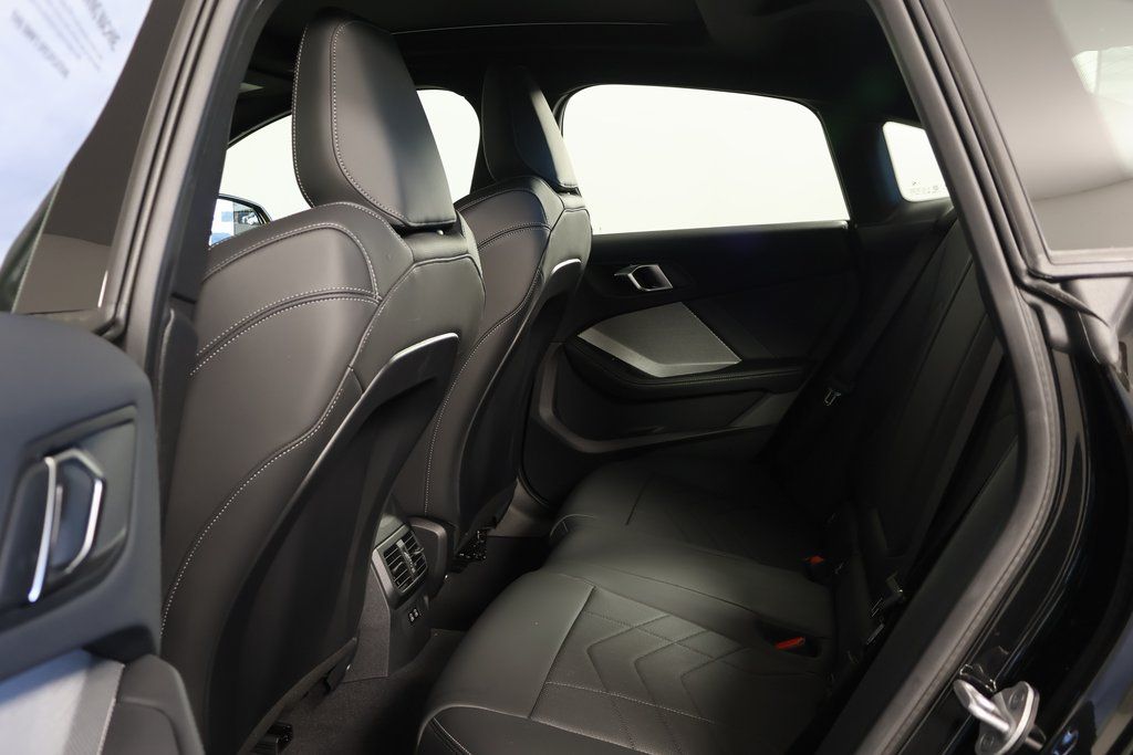 Thumbnail: 2026 BMW 2 Series - 6