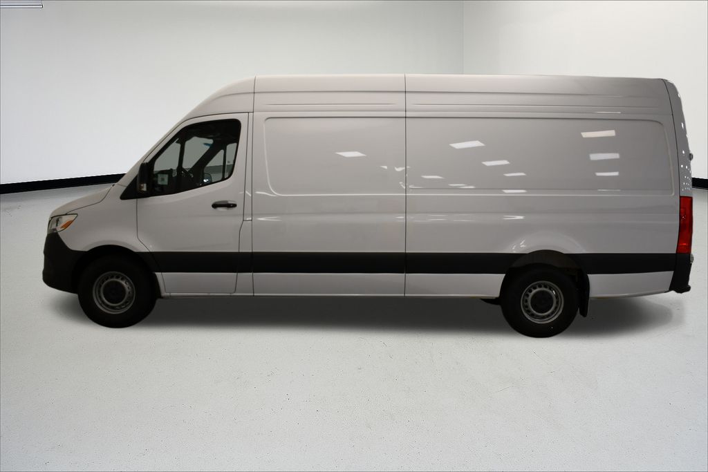 Thumbnail: 2026 Mercedes-Benz Sprinter - 5