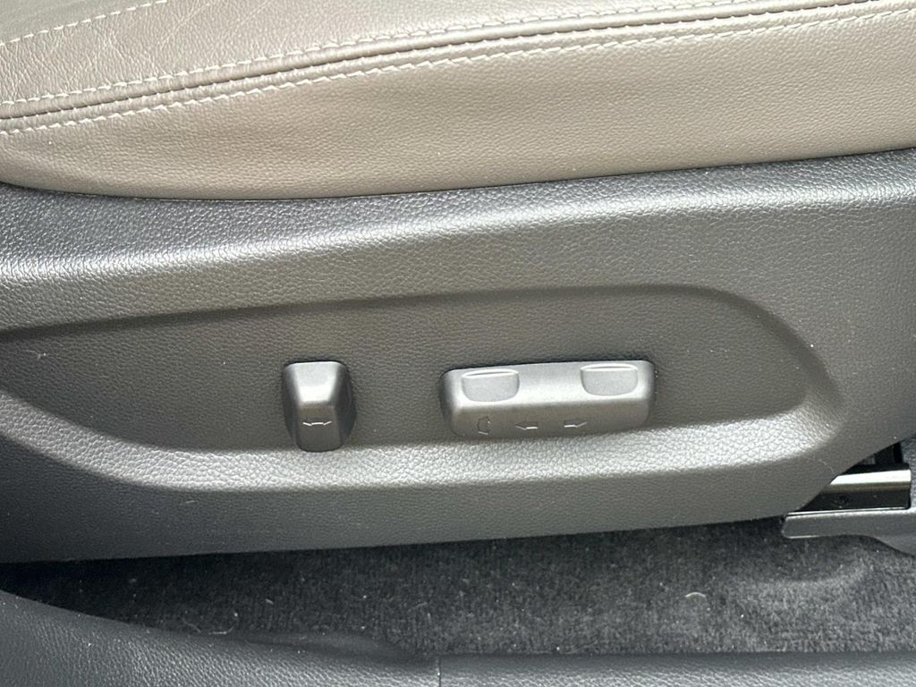 Thumbnail: 2018 Hyundai Santa Fe - 23