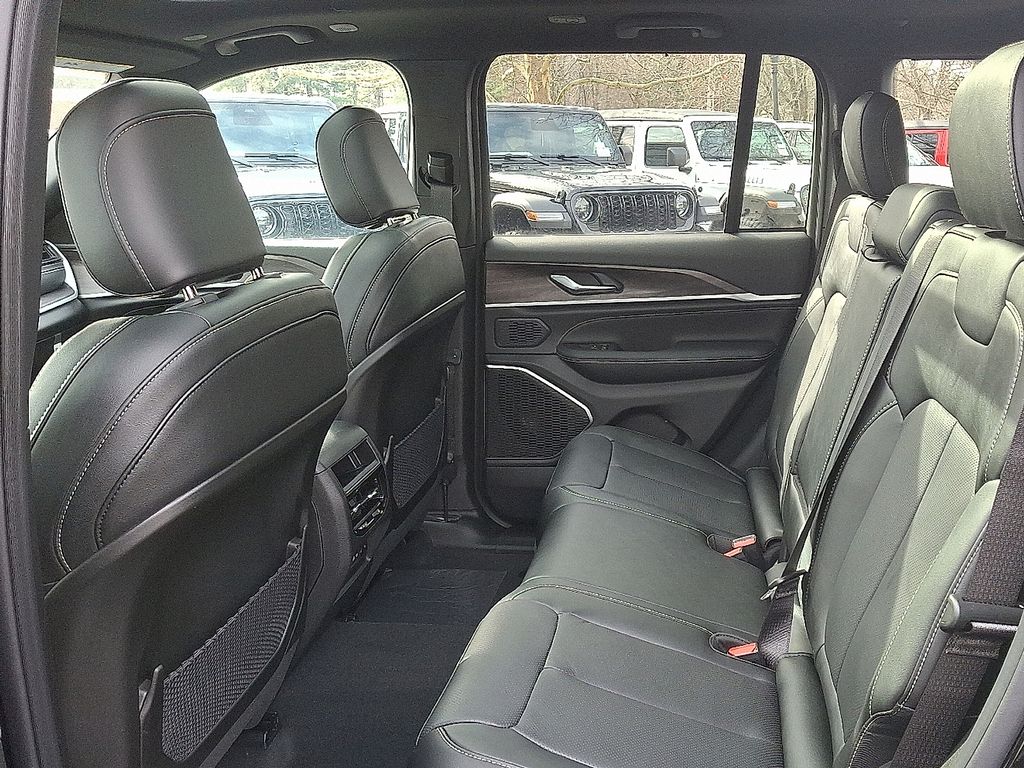 New 2026 Jeep Grand Cherokee SUV