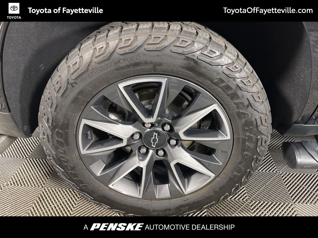 Thumbnail: 2021 Chevrolet Tahoe - 15