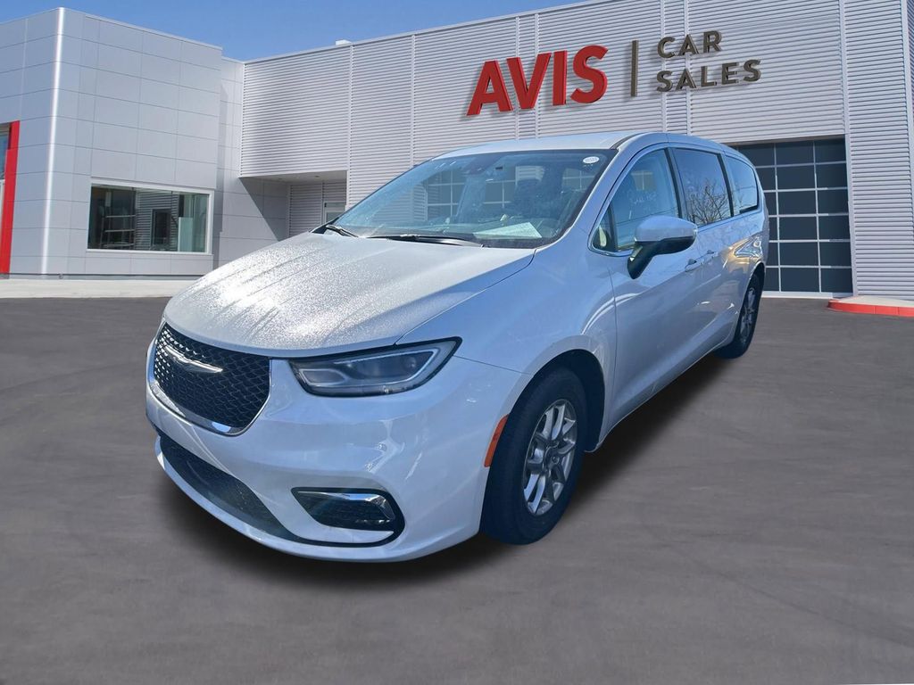 2023 Chrysler Pacifica Touring L FWD