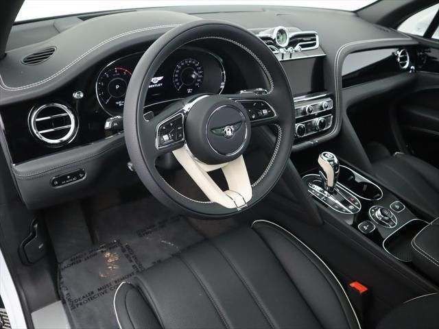 Thumbnail: 2025 Bentley Bentayga - 9