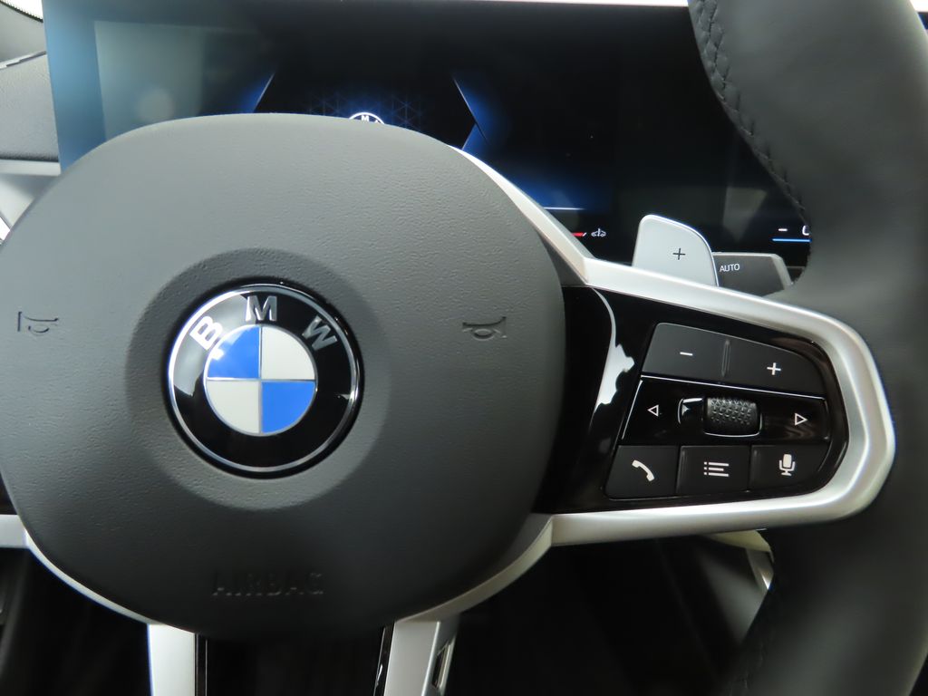 Thumbnail: 2026 BMW 3 Series - 12