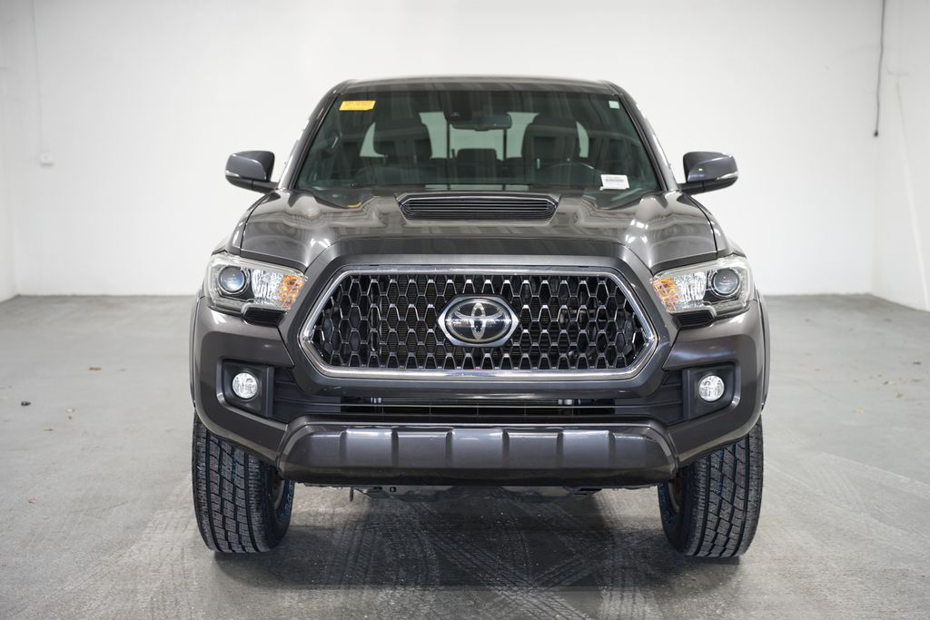 2019 Toyota Tacoma TRD Sport 2