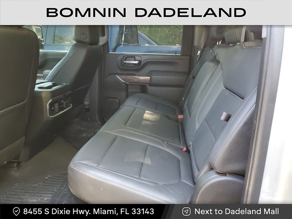 2022 Chevrolet Silverado 3500HD LTZ photo