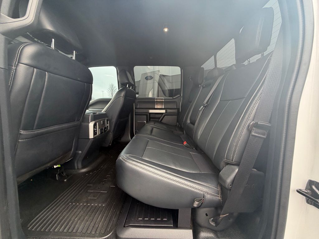 2022 Ford F-350SD Lariat - 10