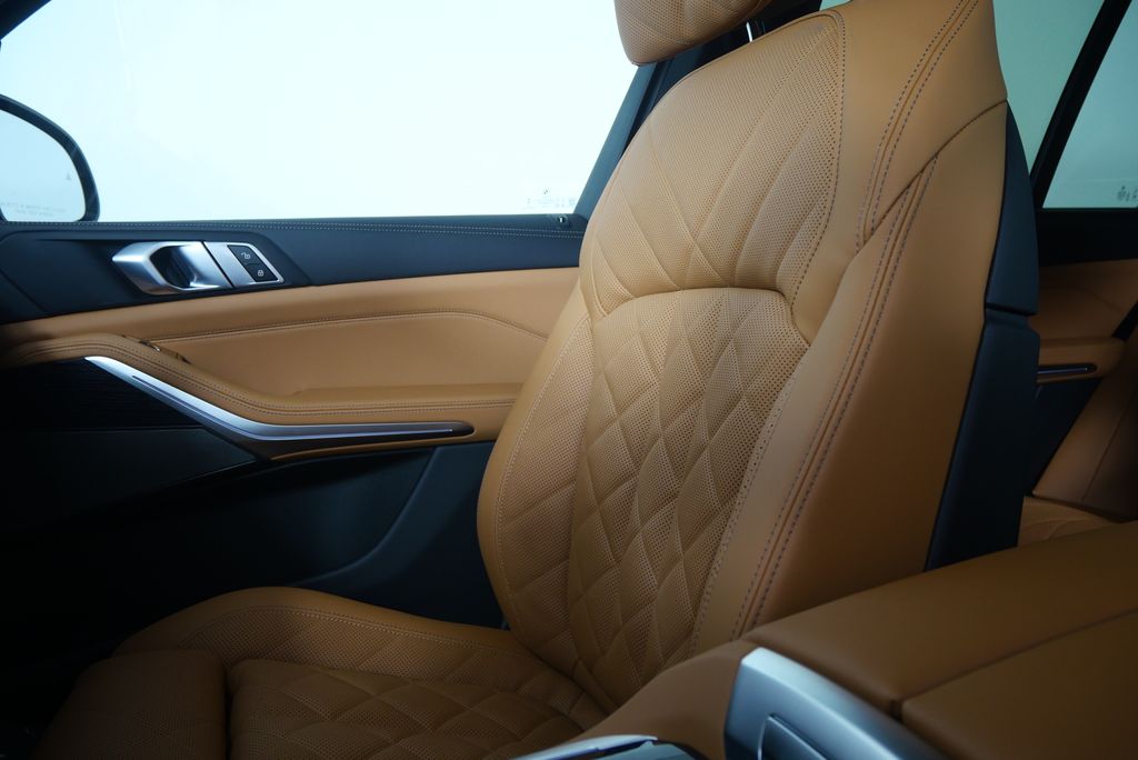 Thumbnail: 2026 BMW X5 - 22