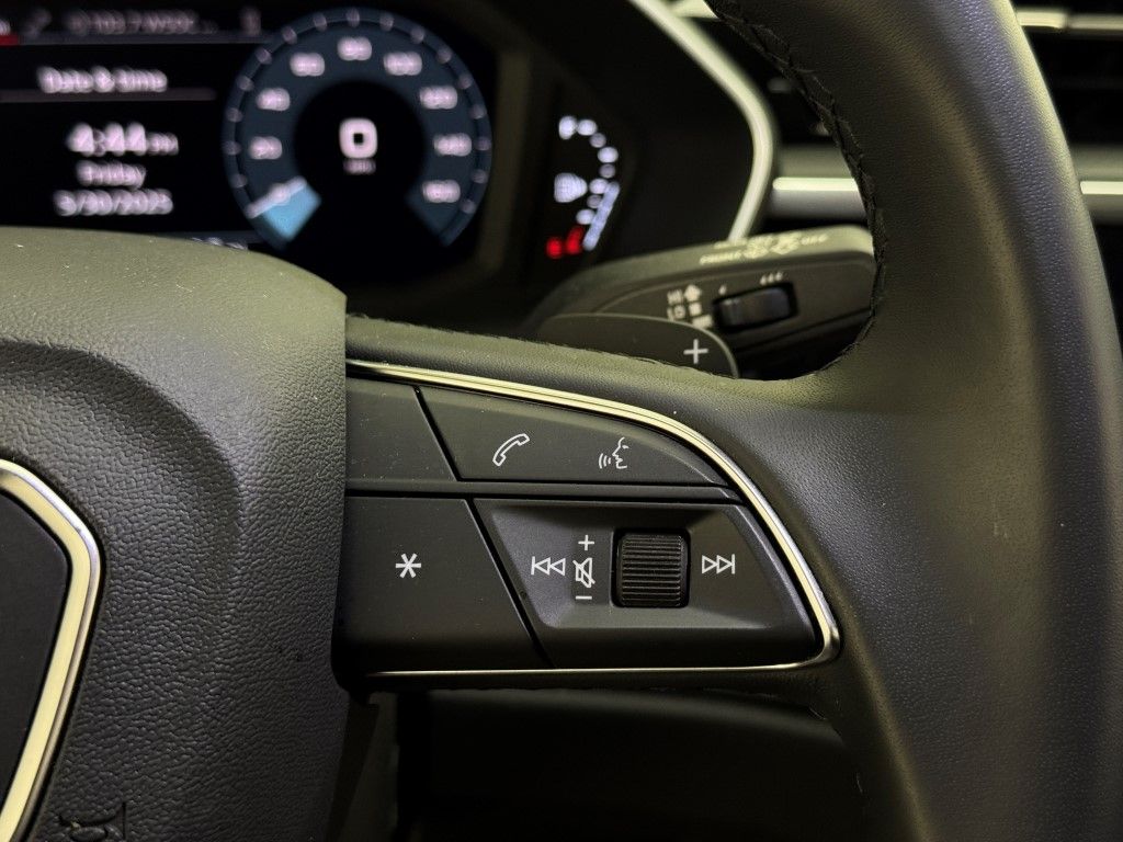 2023 Audi Q3 Premium Plus 32