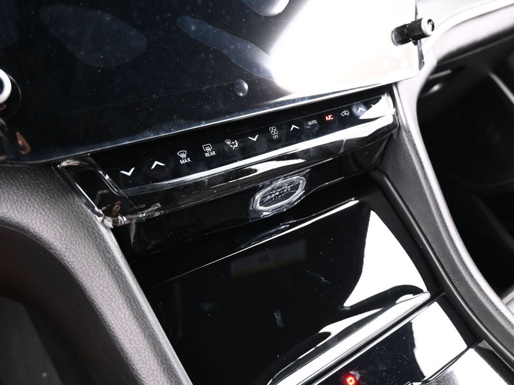 New 2026 Baltic Gray Metallic Clearcoat Jeep Limited image 22