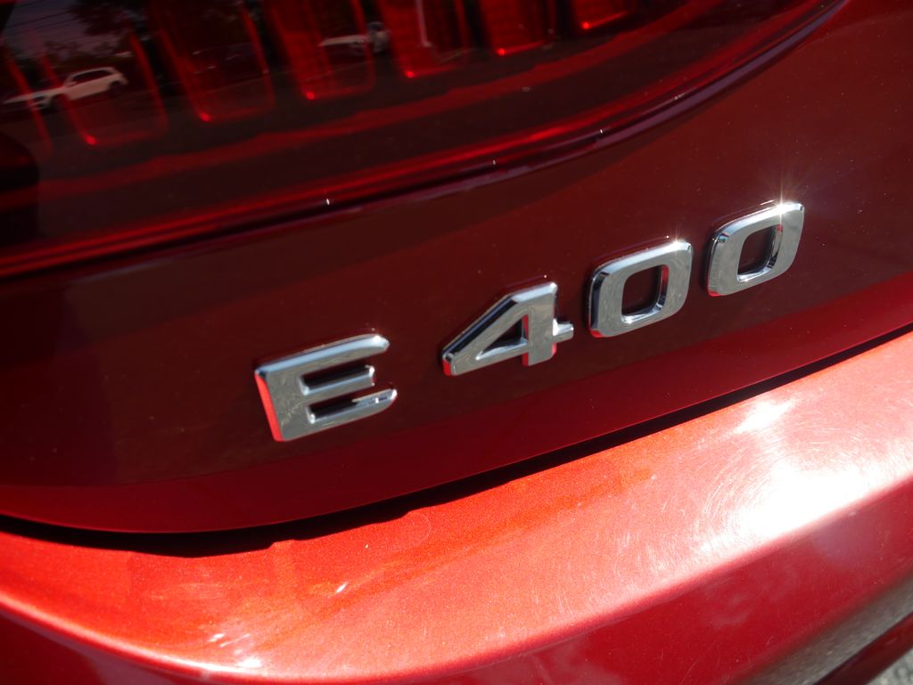 Thumbnail: 2018 Mercedes-Benz E-Class - 9