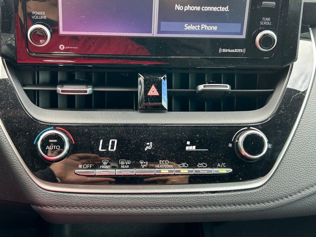 Thumbnail: 2022 Toyota Corolla - 24