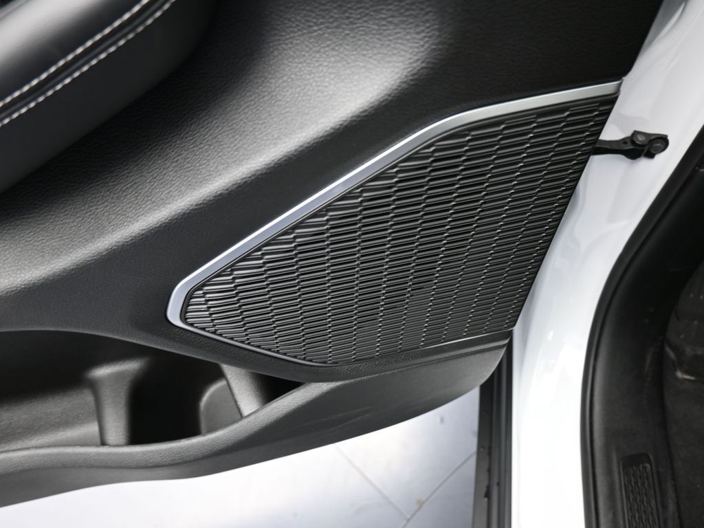 New 2026 Bright White Clearcoat Jeep Limited image 15