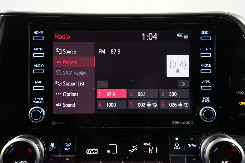 Thumbnail: 2021 Toyota Highlander - 17