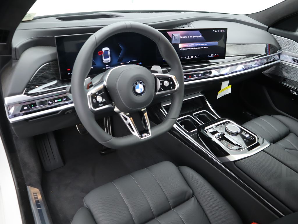 2025 BMW 7 Series 760i xDrive 9